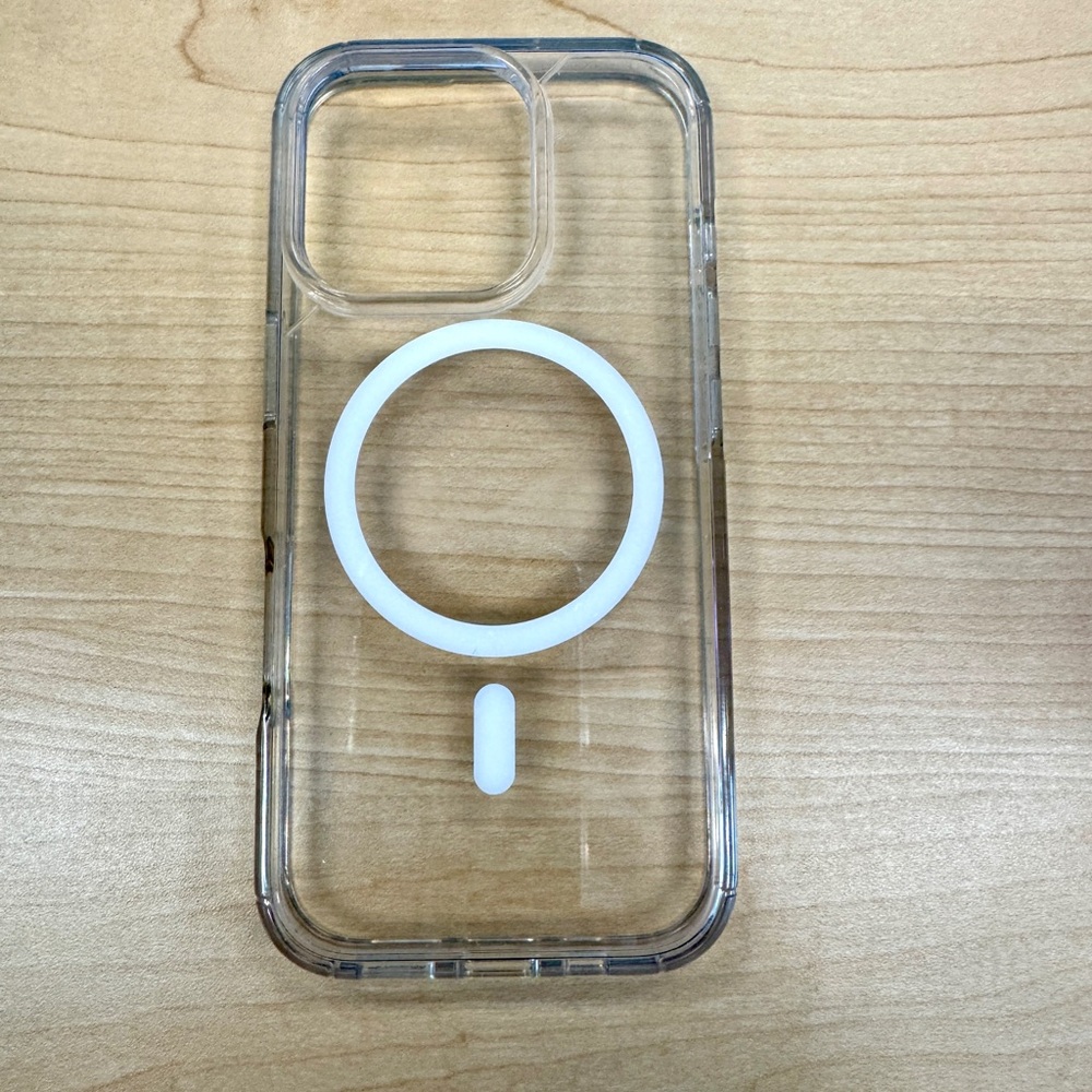 Good quality MAGSAFE IPhone 16 Pro Clear Case